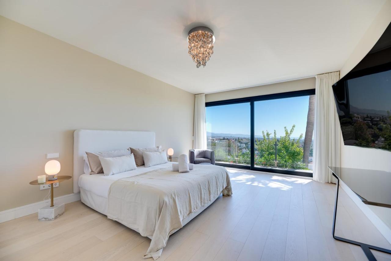 Vacation Marbella I Villa Paraiso The View, Infinity Heated Pool, Sea View, 24-7 Security, Golf Courses Estepona Esterno foto