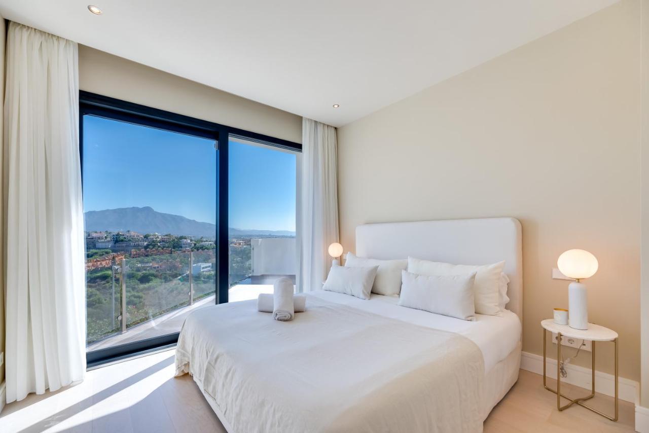 Vacation Marbella I Villa Paraiso The View, Infinity Heated Pool, Sea View, 24-7 Security, Golf Courses Estepona Esterno foto