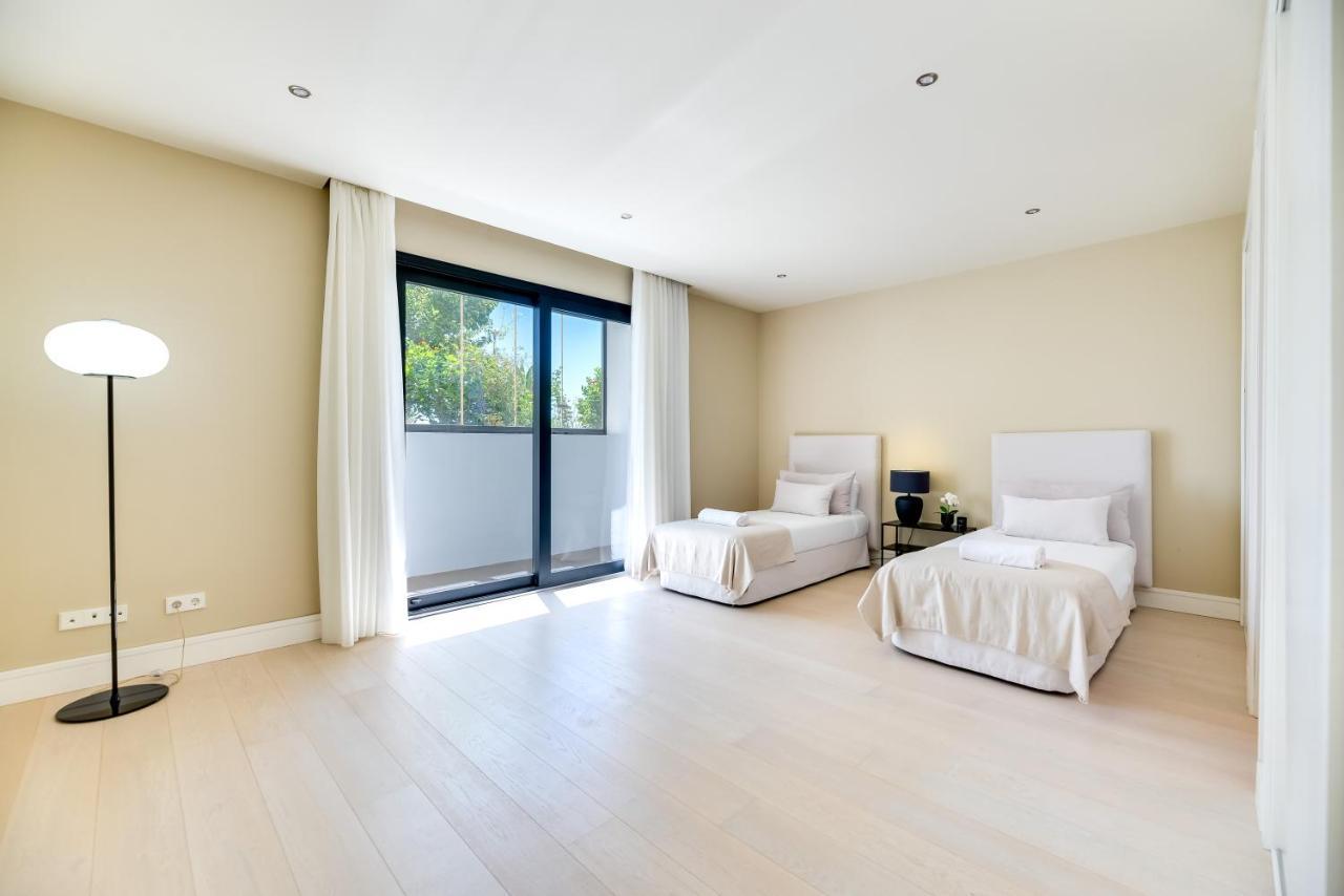 Vacation Marbella I Villa Paraiso The View, Infinity Heated Pool, Sea View, 24-7 Security, Golf Courses Estepona Esterno foto